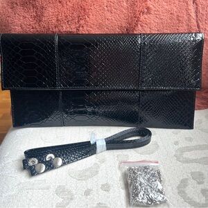 La Regale Black Faux Patent Leather  Snakeskin Clutch/Evening with 2 straps NWT